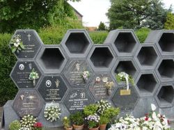 columbarium hexagonal 