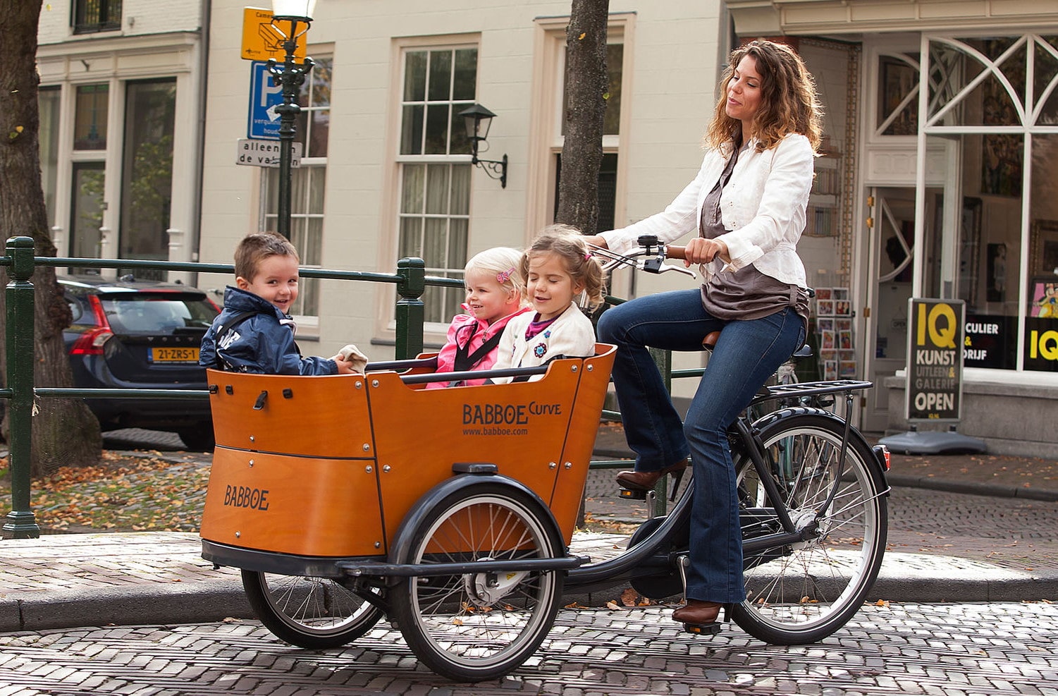 Vélo cargo électrique 4 places