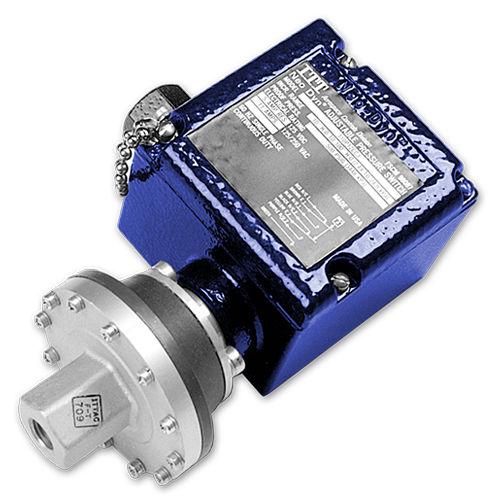 Pressostat à membrane 110P NEO-DYN - interrupteur électrique homologué par UL, FM et CSA - réglage à plat avec échelle de gamme_0