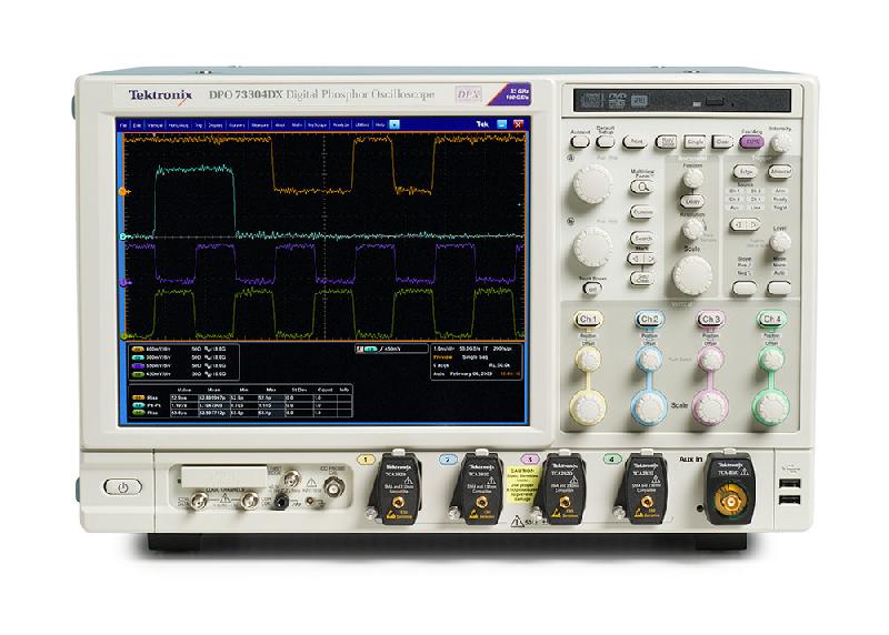 DPO73304DX | Oscilloscope numérique 4 voies 33 GHz_0