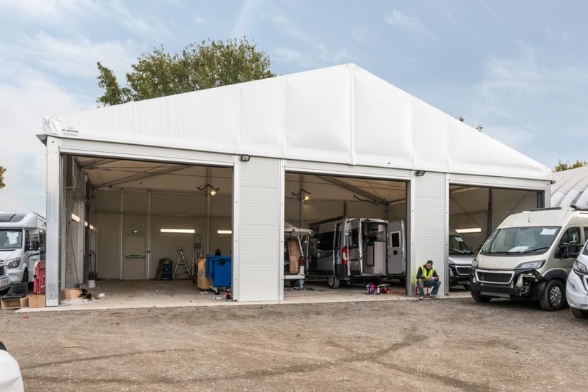 Hangar industriel pour véhicule et machine polyvalent - HTS TENTIQ GMBH_0