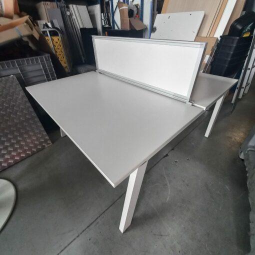 Bureau Bench - L 140 cm - Blanc d'occasion - 2 postes face à face - Design moderne pour open-space_0