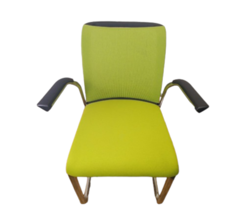 Chaise visiteur Eastside V2 Steelcase d'occasion - dossier en maille, structure métallique, accoudoirs fixes_0