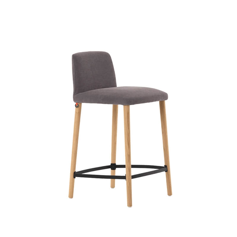 Tabouret robuste et polyvalent pour restaurants et bars_0