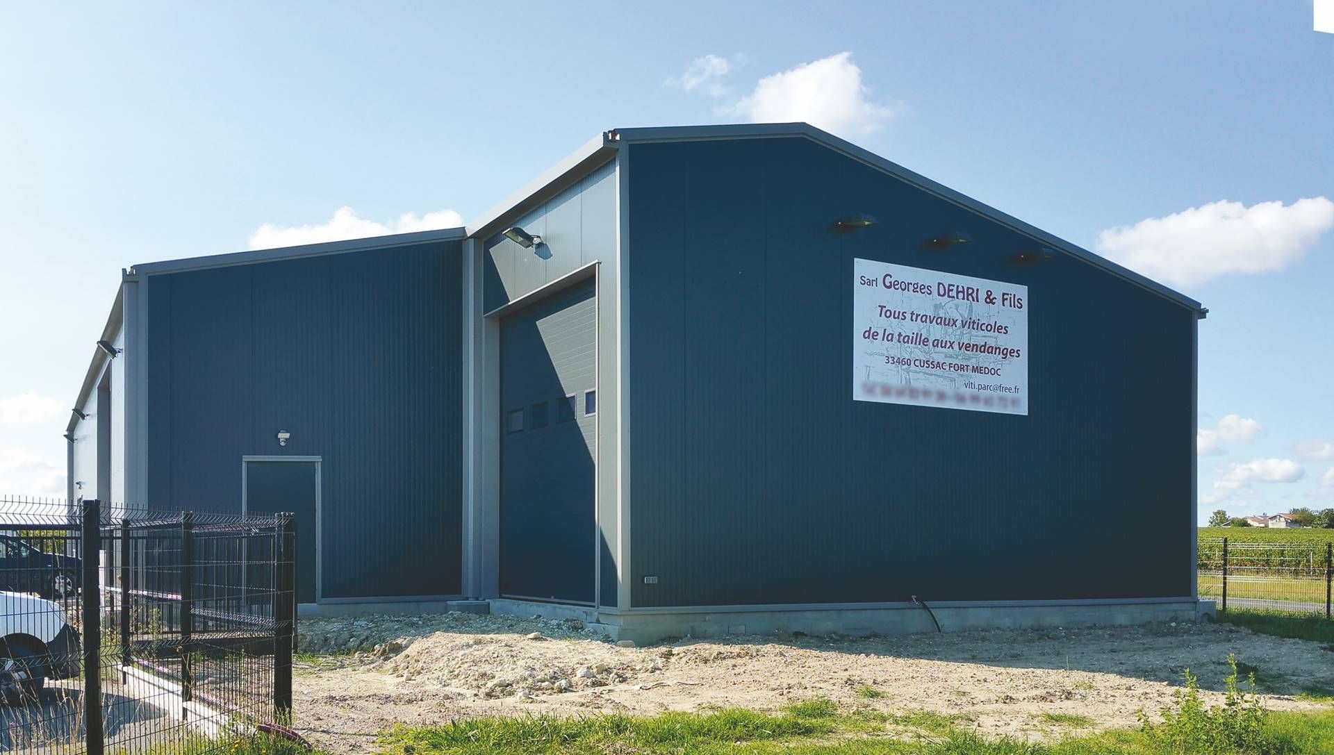 Hangar de stockage avec bureaux, une mezzanine, pour une activité agricole de 100 m2 à 10 000 m2 et plus - FRANCEMETAL_0