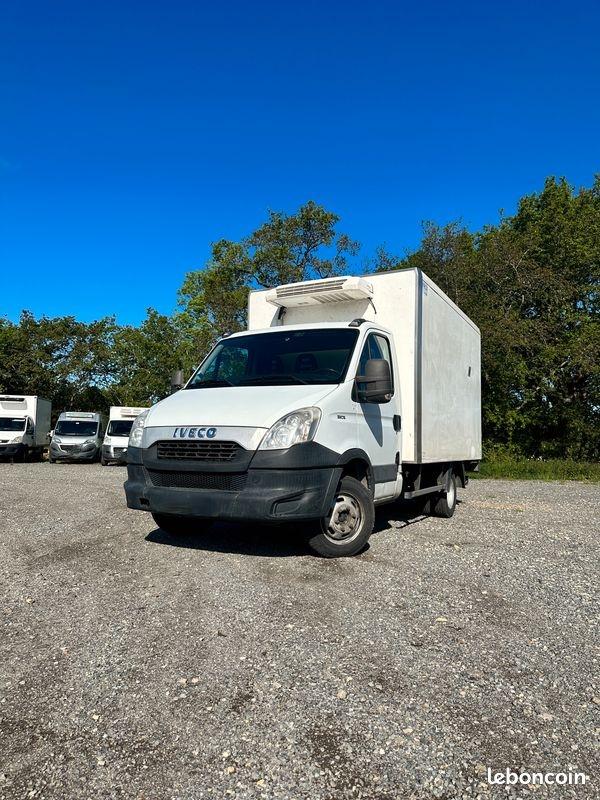 Iveco Daily 35S13 Hayon Frigorifique - Diesel - 2015 - 260700KM - Thermo-King - D’hollandia_0