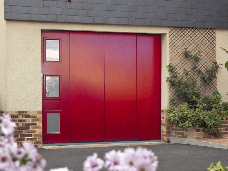 Porte de Garage Coulissante Avec Hublots Électrique (Moteur SOMMER) Panneaux Acier 40 mm Contemporaine Avec Cadre Sur Mesure Référence: Porte Coul Hublots Sommer_0