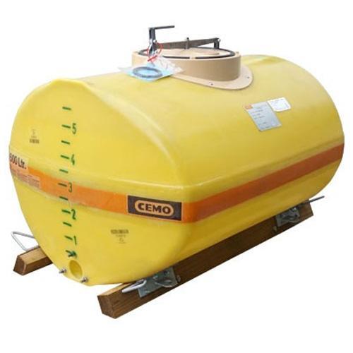 Cuve PFV ovale 600 l avec trou d'homme au milieu - Pour eau, engrais, émulseur incendie - CEMO - 1001S_0