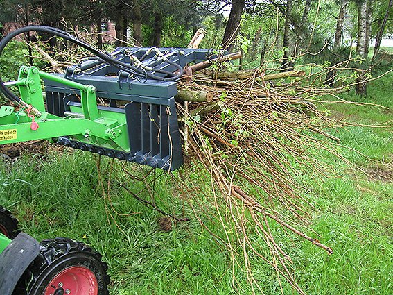 La fourche pour pavés avec grappin km 130 knikmops rollmops_0