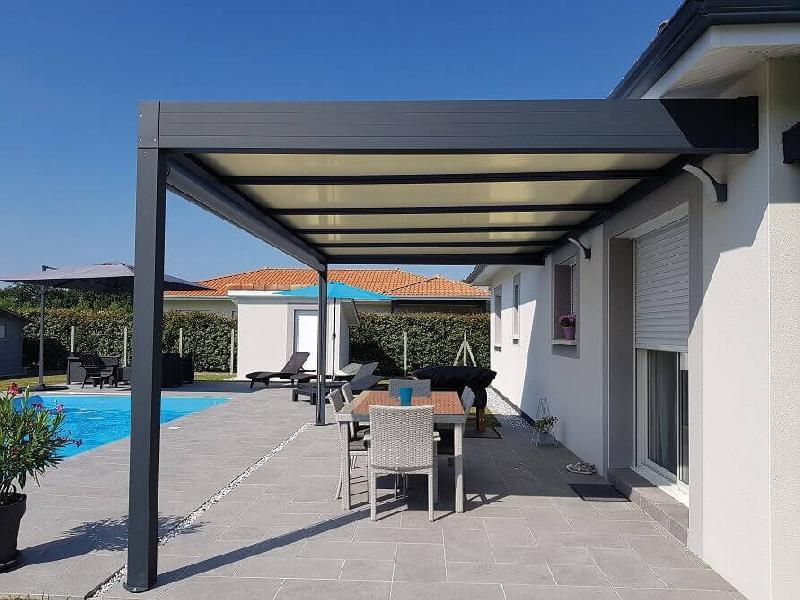 Pergola Aluminium Toit Plat Panneaux Sandwich Isolant Épaisseur 32mm H3 Adossée Sur Mesure Référence: Pergola H3 Sandwich Adossée_0