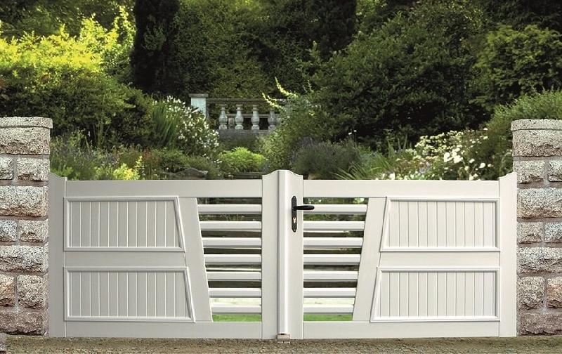 Portail Coulissant PVC Man Droit Semi Ajouré Horizontal Manuel ou Électrique (Somfy ou Nice) Blanc, Gris, Beige Sur Mesure_0