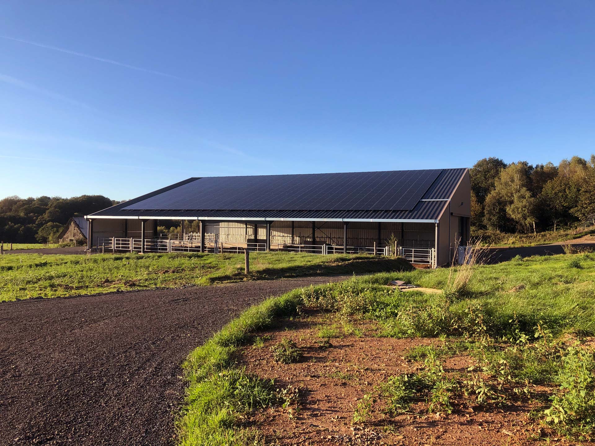 Hangar agricole photovoltaïque monopente 1 000 à 1 440 m2_0