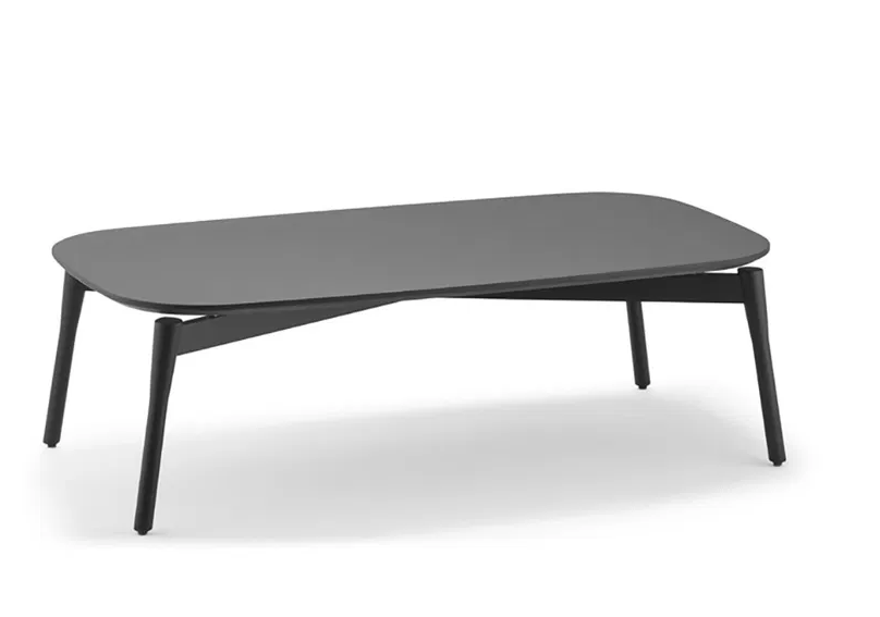 Table basse chic et fonctionnelle pour espaces collaboratifs_0