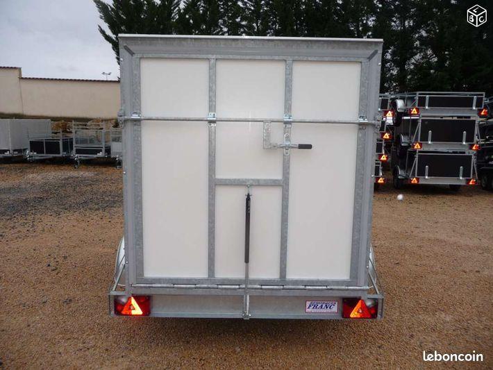 Remorque Fourgon - Hayon 750 kg 250 x 150 x 150 cm - FRANC-TRAILERS_0