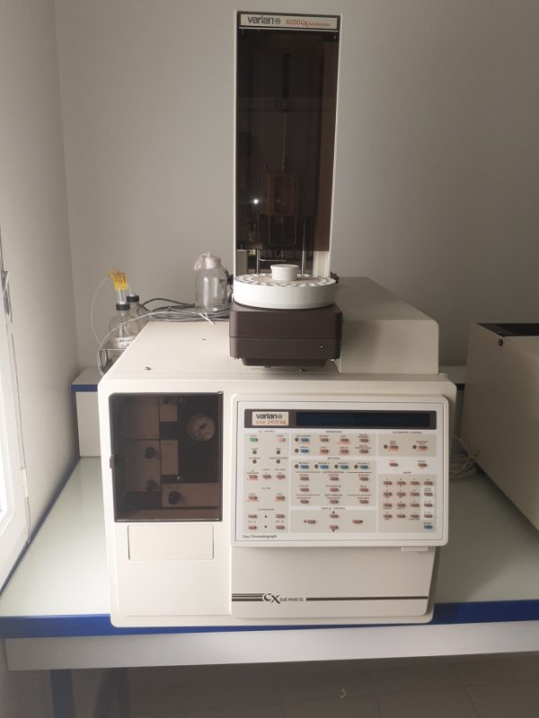 Chromatographe CPG  d'occasion - 8200CX, VARIANS_0