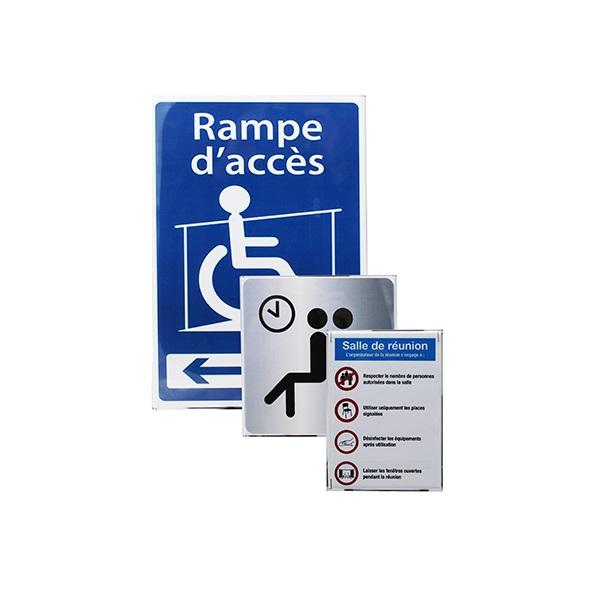 Plaque signalétique CristalSign - Slim® 150 x 150 mm extraplate - Réf : 220307 - Encombrement hors tout 157 x 157 x 10 - Arrondi côté 150_0