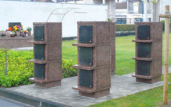 Columbarium en élévation - Gamme COLOMBIER - Granit modulable avec ou sans colonne_0