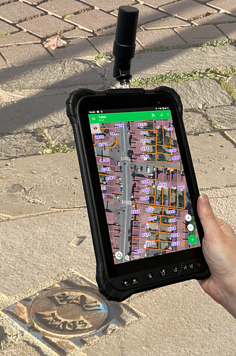 Tablette de terrain avec récepteur GPS/GNSS RTK de précision centimétrique_0
