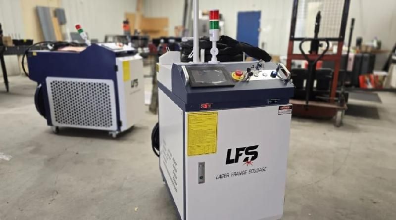 Poste de soudure laser 3-en-1 // 2000W avec refroidissement liquide_0