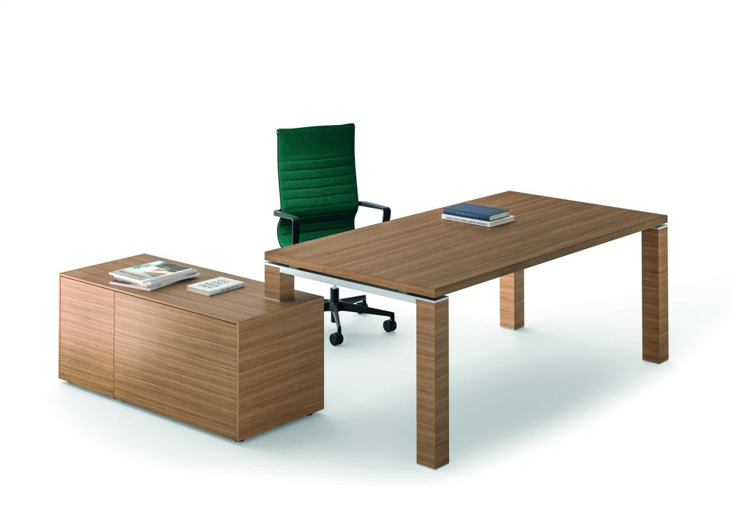 Bureau de direction design et spacieux pour environnement professionnel_0