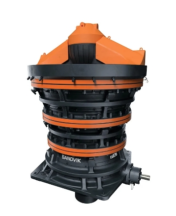 Concasseur giratoire stationnaire Sandvik CG820i - robuste et connecté_0