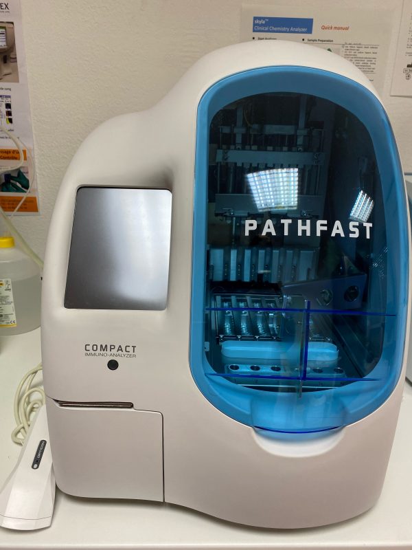 Automate d'analyses de biologie médicale d'occasion,  pathfast compact immuno-analyzer, LSI MEDIENCE CORPORATION JAPAN_0