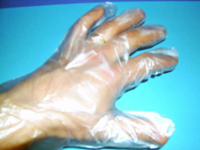 Sac plastique en forme de gant de protection, de botte de protection et de tablier - cbs emballages_0