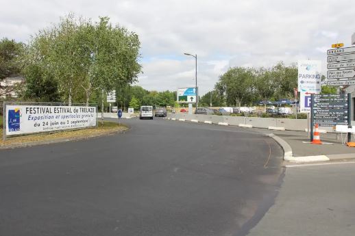 Barrière anti intrusion pour véhicule motorisée sur les points de sortie et d'entrée_0