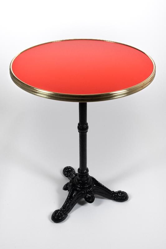 Table de terrasse ronde monceau - rouge et cerclage laiton_0