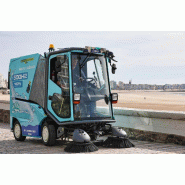 Balayeuse compacte 1m³ Green Machines 500 H2, hydrogène, zéro émission, innovation - Puissante et économe pour les centres-villes