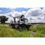 Nacelle elevatrice KLUBB XTENSO 3 Mercedes-Benz Unimog 5023 tout terrain avec batterie Green Pack