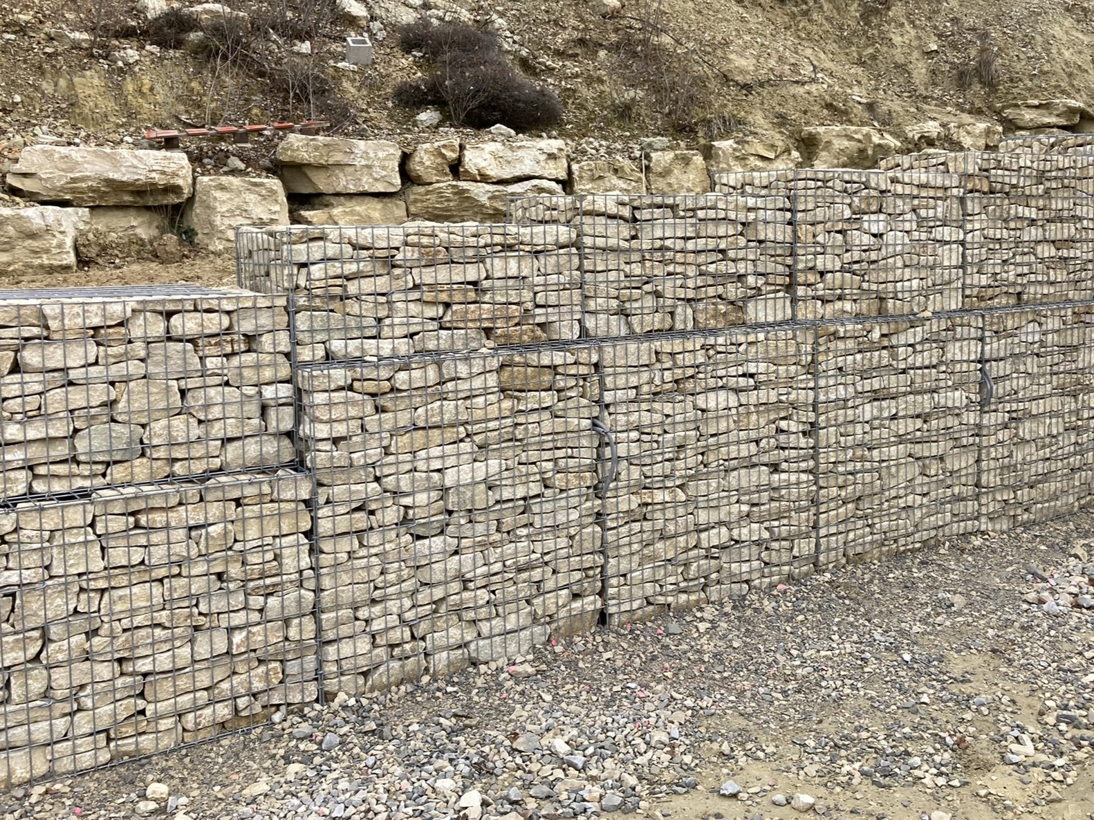 Mur de soutènement en gabion - De 0,3 m à 3 m de haut_0