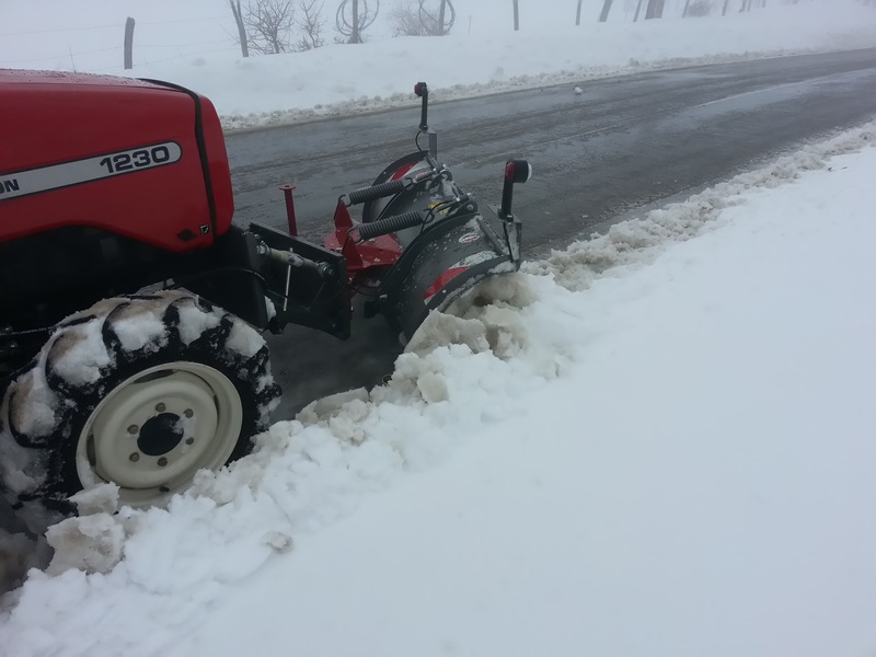 Lame neige pour micro tracteur 130cm Morgnieux LSE 130